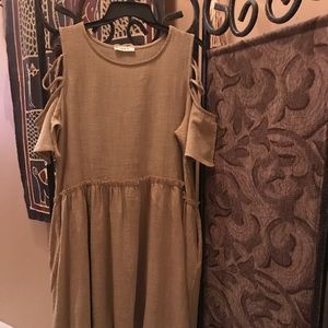 Tan/khaki vintage high low dress/shirt